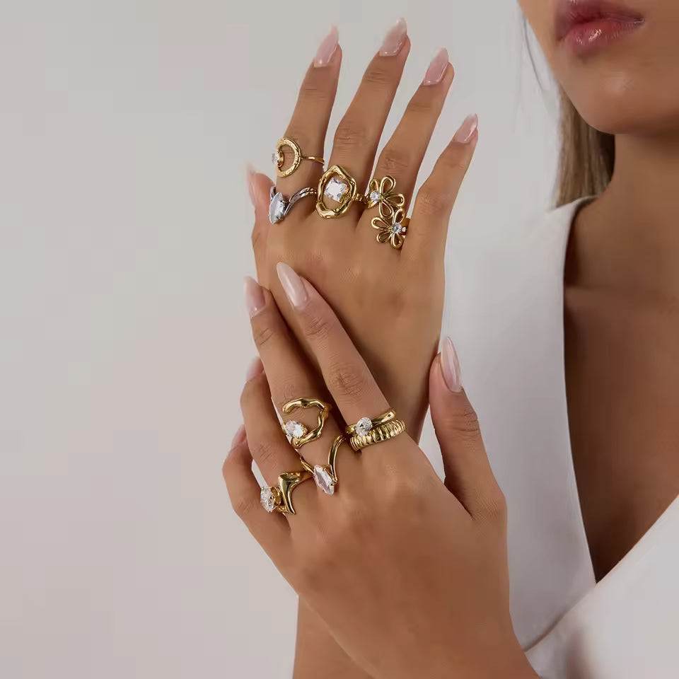 LuxeGlow Geometric Zircon Party Ring