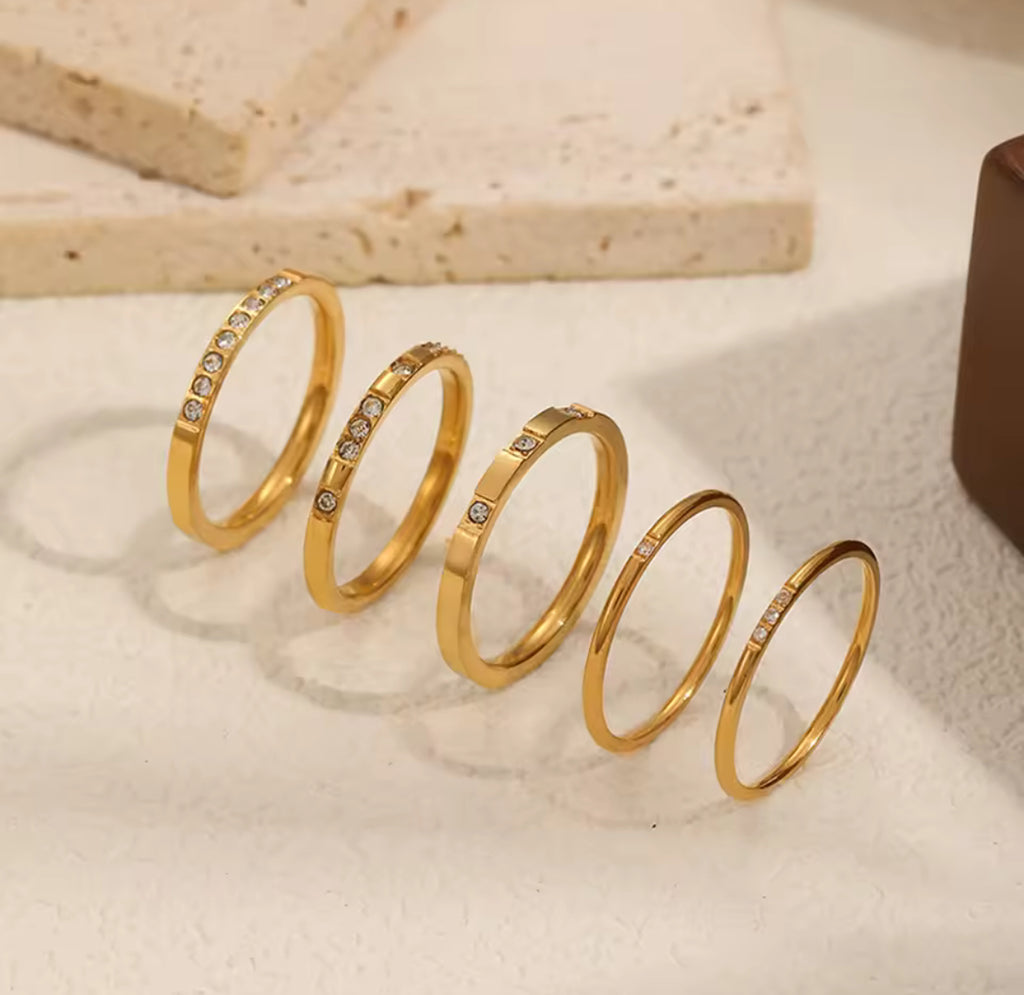 Golden Gleam Zircon Cocktail Ring