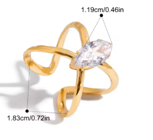 Golden Essence Geometric Wedding Band