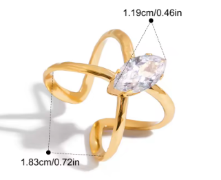 Golden Essence Geometric Wedding Band